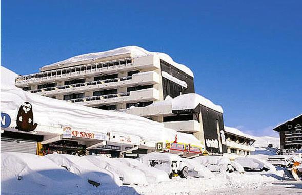 Hotel Le Dome Alpe d'Huez Esterno foto