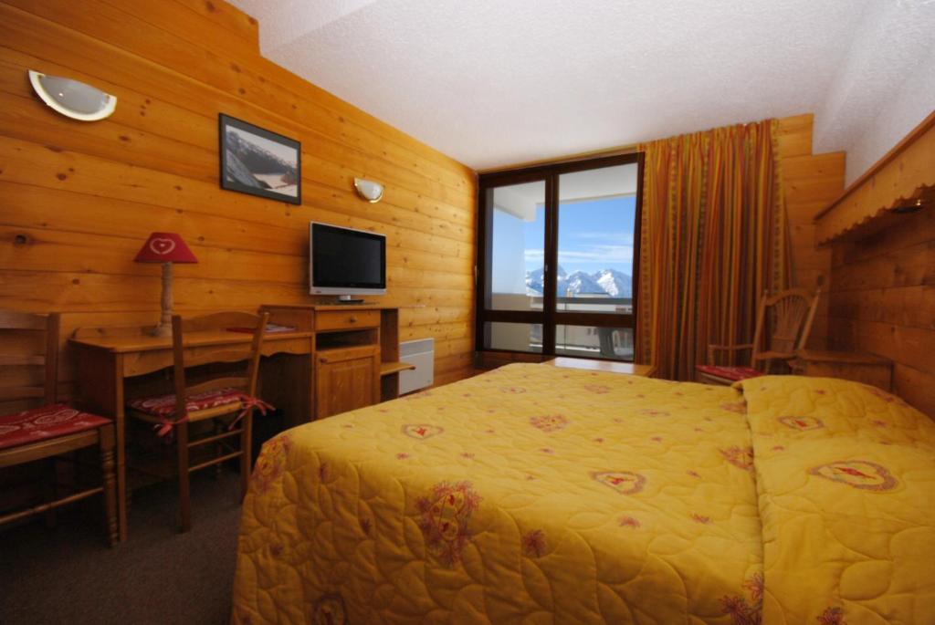 Hotel Le Dome Alpe d'Huez Esterno foto