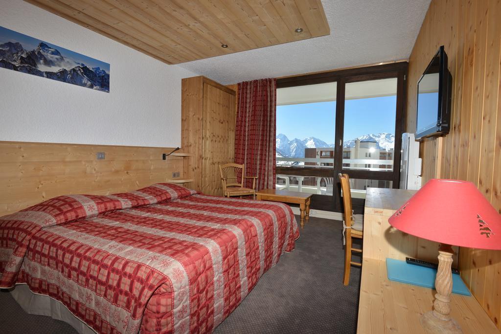 Hotel Le Dome Alpe d'Huez Esterno foto