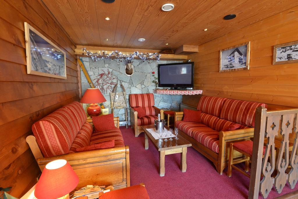 Hotel Le Dome Alpe d'Huez Esterno foto