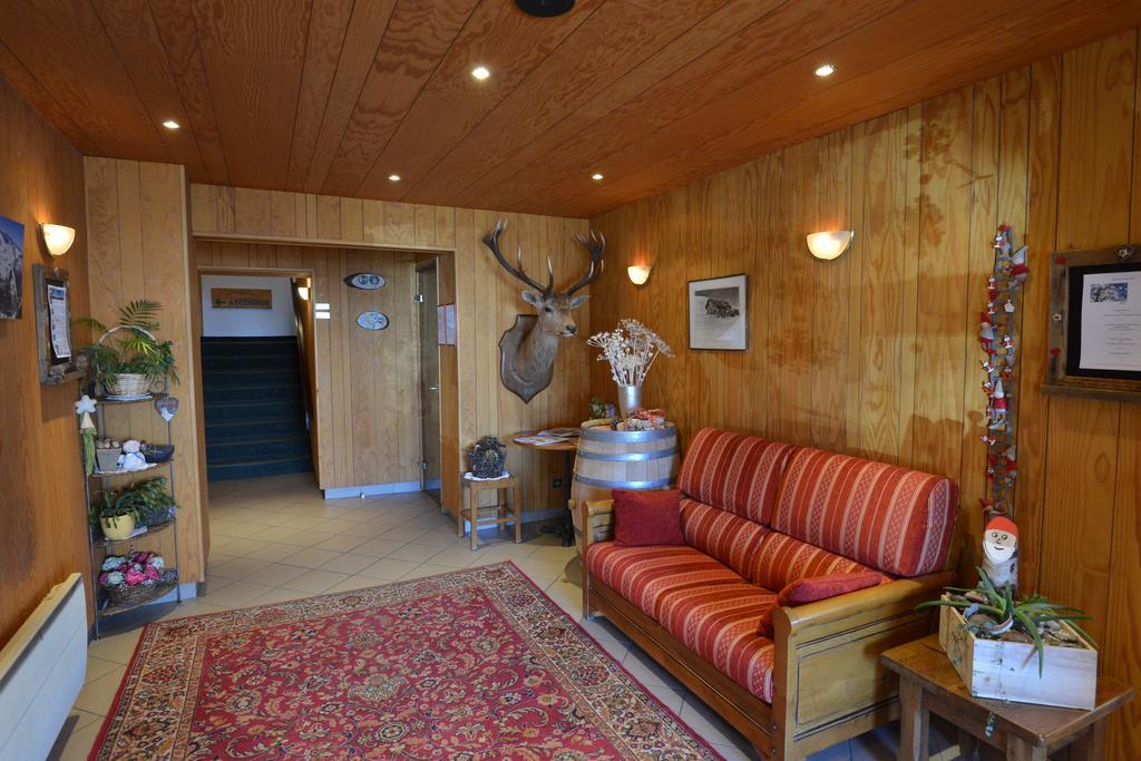 Hotel Le Dome Alpe d'Huez Esterno foto